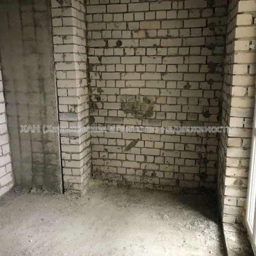 Продам квартиру, Победы просп. , 1 кім., 39 м², без внутренних работ 