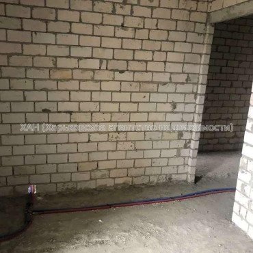 Продам квартиру, Победы просп. , 1 кім., 39 м², без внутренних работ 