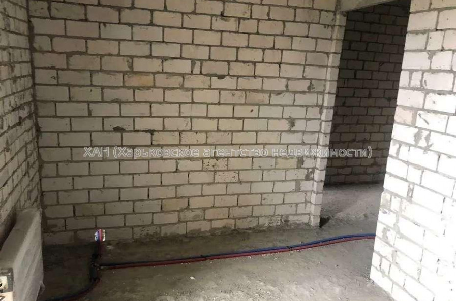 Продам квартиру, Победы просп. , 1 кім., 39 м², без внутренних работ 