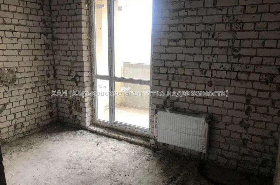 Продам квартиру, Победы просп. , 1 кім., 39 м², без внутренних работ 