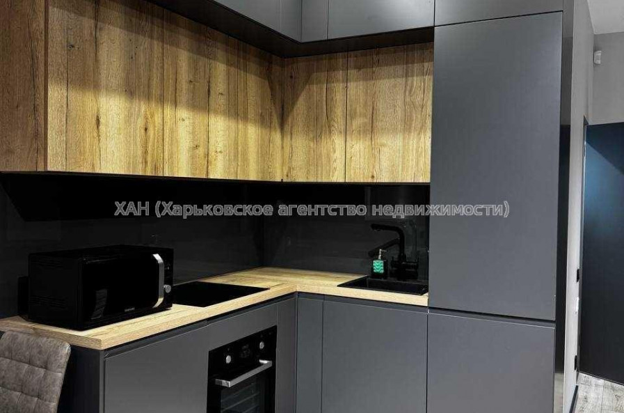 Продам квартиру, Клочковская ул. , 2  ком., 78 м², авторский дизайн 