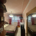 Продам квартиру, Бучмы ул. , 4  ком., 92 м², капитальный ремонт 