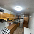 Продам квартиру, Бучмы ул. , 4  ком., 92 м², капитальный ремонт 