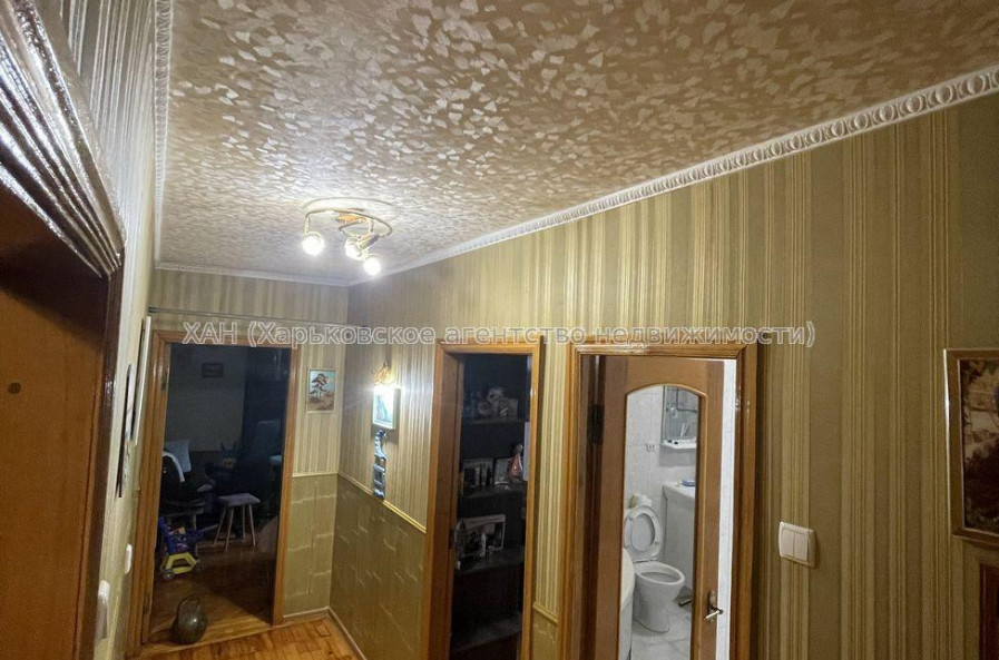 Продам квартиру, Бучмы ул. , 4  ком., 92 м², капитальный ремонт 