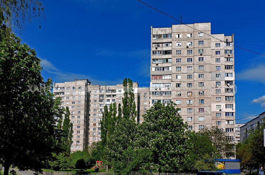 Продам квартиру, Грицевца Сергея ул. , 1  ком., 39 м², без ремонта 