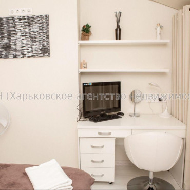Продам квартиру, Белобровский пер. , 3  ком., 62 м², авторский дизайн 