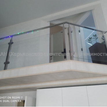 Продам квартиру, Белобровский пер. , 3  ком., 62 м², авторский дизайн 