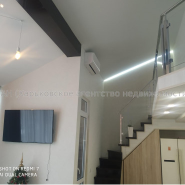 Продам квартиру, Белобровский пер. , 3  ком., 62 м², авторский дизайн 