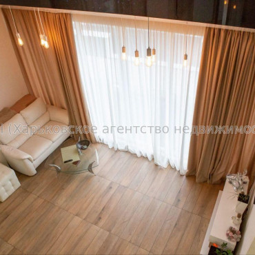 Продам квартиру, Белобровский пер. , 3  ком., 62 м², авторский дизайн 
