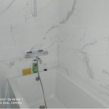 Продам квартиру, Белобровский пер. , 3  ком., 62 м², авторский дизайн 