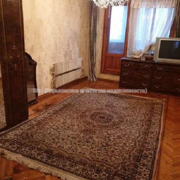 Продам квартиру, Салтовское шоссе , 3  ком., 64 м², косметический ремонт 