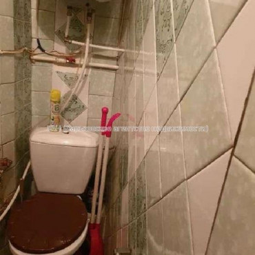 Продам квартиру, Салтовское шоссе , 3  ком., 64 м², косметический ремонт 