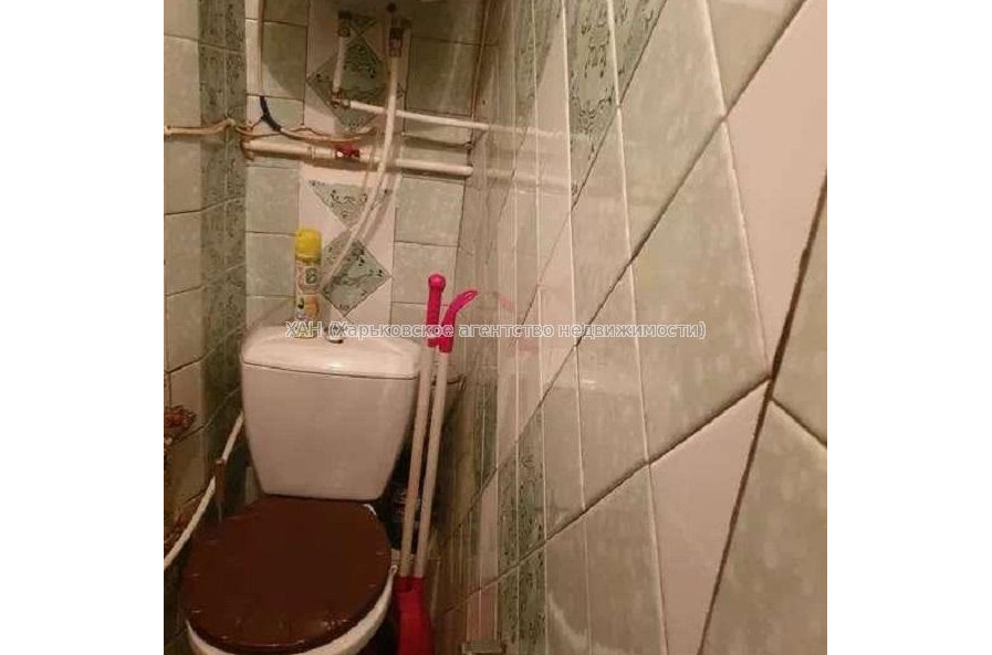 Продам квартиру, Салтовское шоссе , 3 кім., 64 м², косметический ремонт 