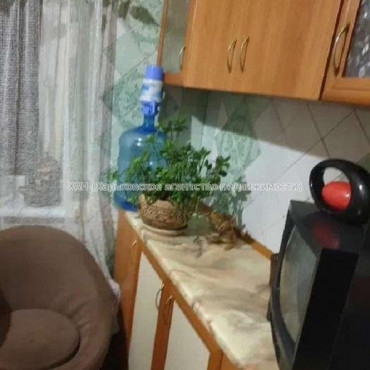 Продам квартиру, Салтовское шоссе , 3  ком., 64 м², косметический ремонт 