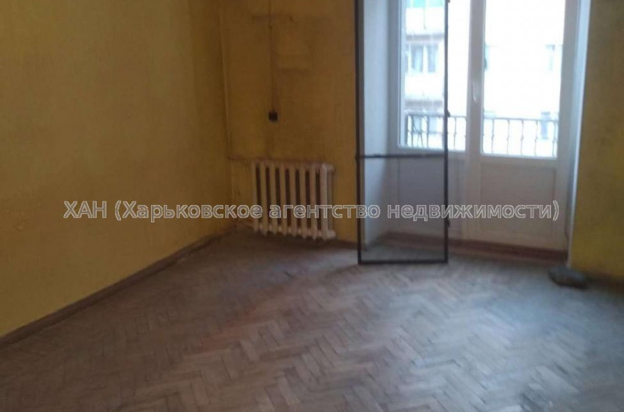 Продам квартиру, Костомаровская ул. , 3  ком., 74 м², советский ремонт 