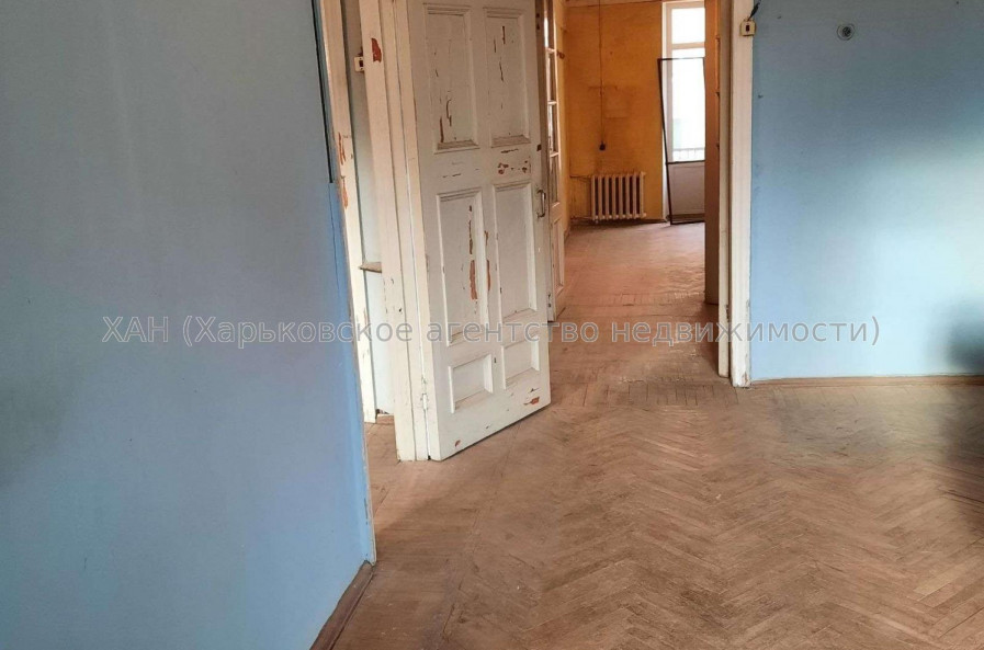 Продам квартиру, Костомаровская ул. , 3  ком., 74 м², советский ремонт 