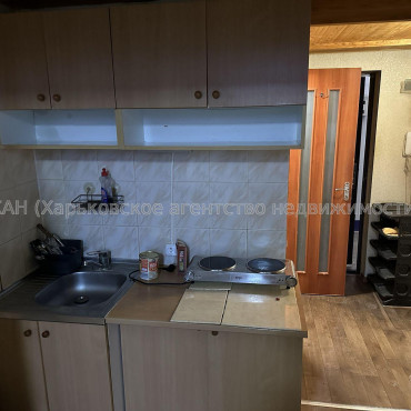 Продам квартиру, Аэрокосмический пр. , 1 кім., 20 м², косметический ремонт 