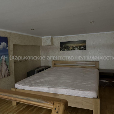 Продам квартиру, Аэрокосмический пр. , 1 кім., 20 м², косметический ремонт 