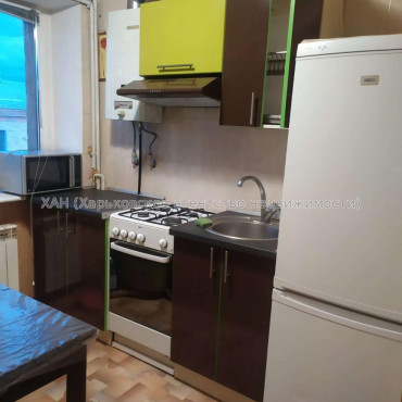 Продам квартиру, Григория Сковороды ул. , 2 кім., 43 м², капитальный ремонт 