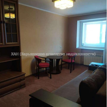 Продам квартиру, Григория Сковороды ул. , 2 кім., 43 м², капитальный ремонт 