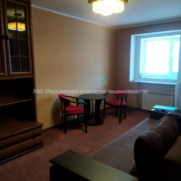 Продам квартиру, Григория Сковороды ул. , 2 кім., 43 м², капитальный ремонт 