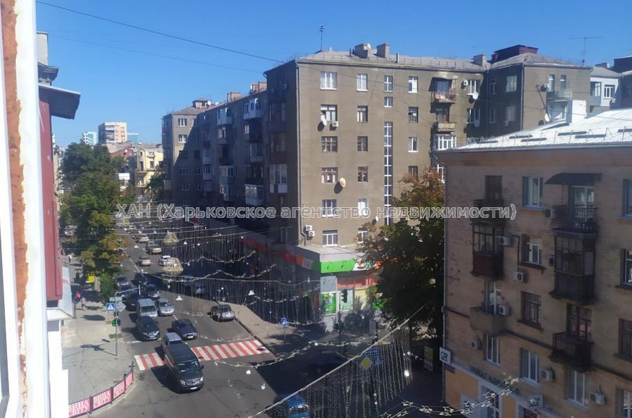 Продам квартиру, Григория Сковороды ул. , 2 кім., 43 м², капитальный ремонт 