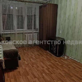 Продам квартиру, Зерновая ул. , 2  ком., 45 м², косметический ремонт