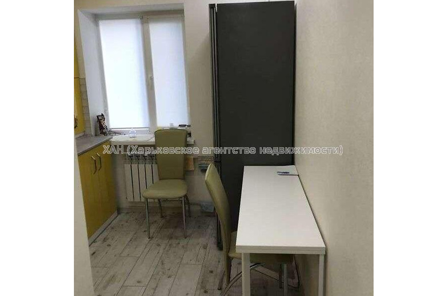 Продам квартиру, Науки просп. , 2 кім., 42 м², евроремонт 