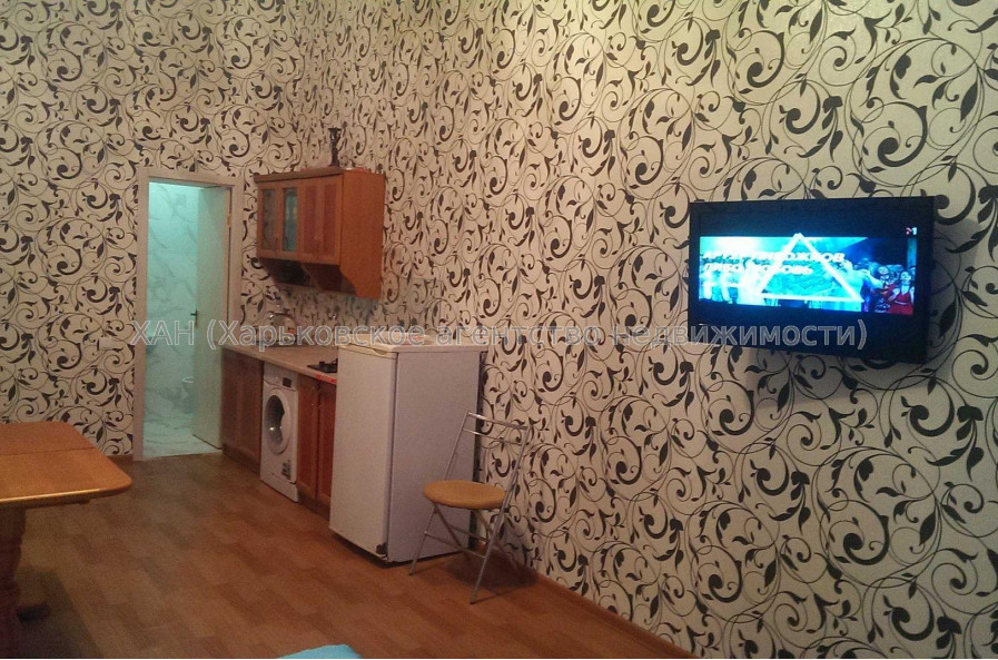 Продам квартиру, Рымарская ул. , 3 кім., 80 м², капитальный ремонт 