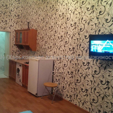 Продам квартиру, Рымарская ул. , 3 кім., 80 м², капитальный ремонт 