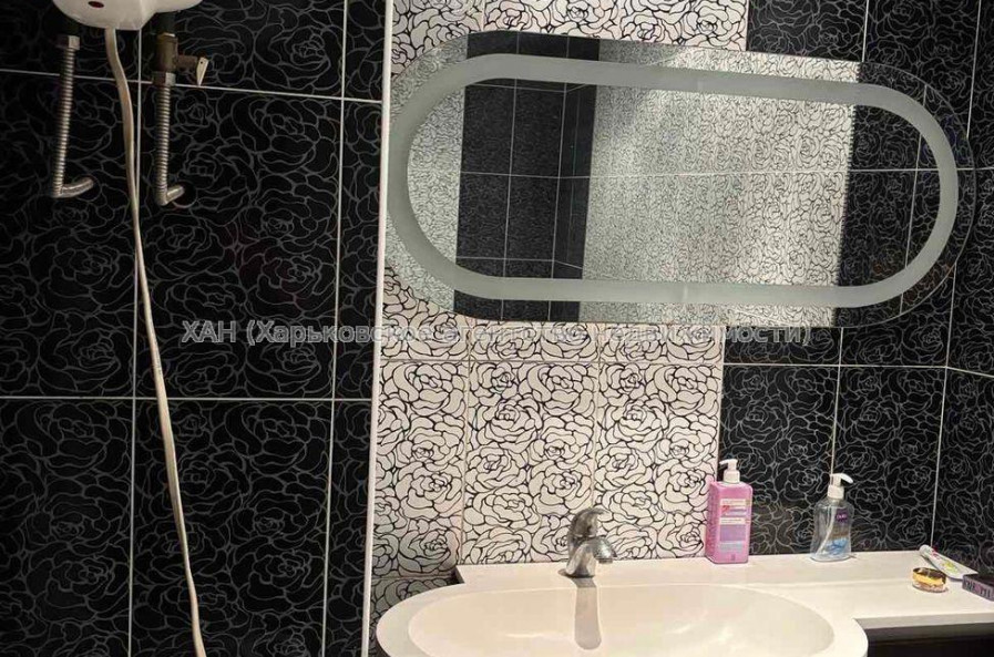 Продам квартиру, Салтовское шоссе , 3  ком., 65 м², евроремонт 