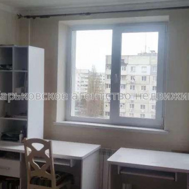 Продам квартиру, Дмитрия Антоновича бул. , 3  ком., 67 м², косметический ремонт 