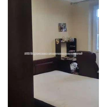 Продам квартиру, Дмитрия Антоновича бул. , 3  ком., 67 м², косметический ремонт 