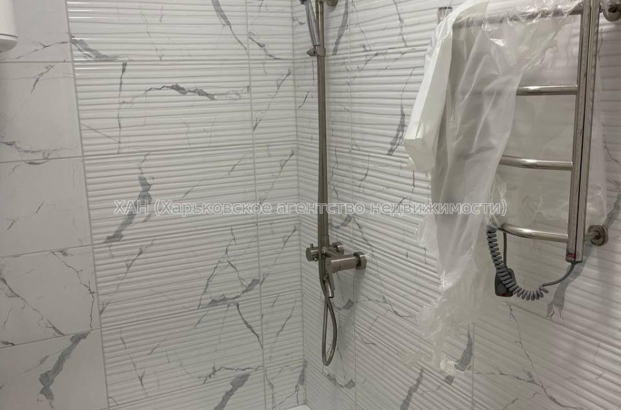 Продам квартиру, Профессора Атамановского ул. , 1  ком., 28 м², капитальный ремонт 