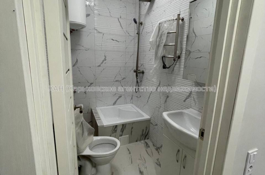 Продам квартиру, Профессора Атамановского ул. , 1  ком., 28 м², капитальный ремонт 