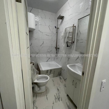 Продам квартиру, Профессора Атамановского ул. , 1  ком., 28 м², капитальный ремонт 