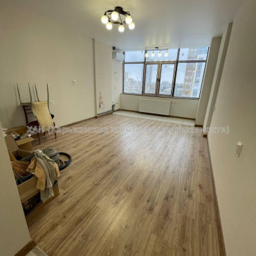 Продам квартиру, Профессора Атамановского ул. , 1  ком., 28 м², капитальный ремонт 