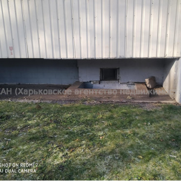 Продам нежитлову нерухомість, помещение свободного назначения , 15 кім., 228 м², без ремонта 