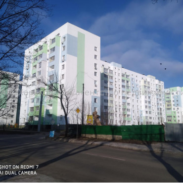 Продам нежитлову нерухомість, помещение свободного назначения , 15 кім., 228 м², без ремонта 