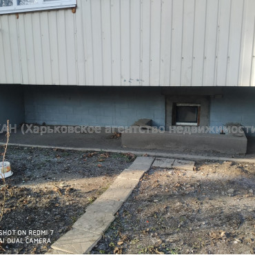 Продам нежитлову нерухомість, помещение свободного назначения , 15 кім., 228 м², без ремонта 