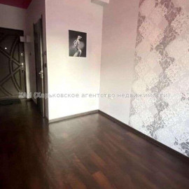 Продам квартиру, Троицкий пер. , 1  ком., 14 м², капитальный ремонт