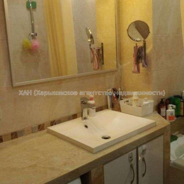 Продам квартиру, Мирослава Мисли ул. , 1 кім., 51 м², евроремонт 