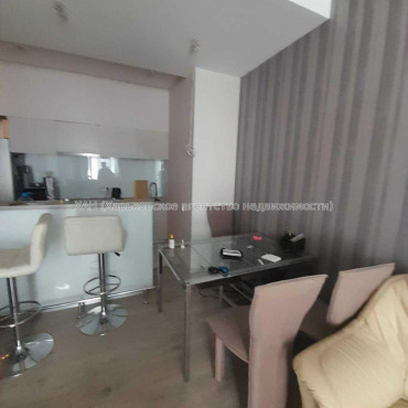 Продам квартиру, Науки просп. , 2  ком., 71 м², евроремонт 