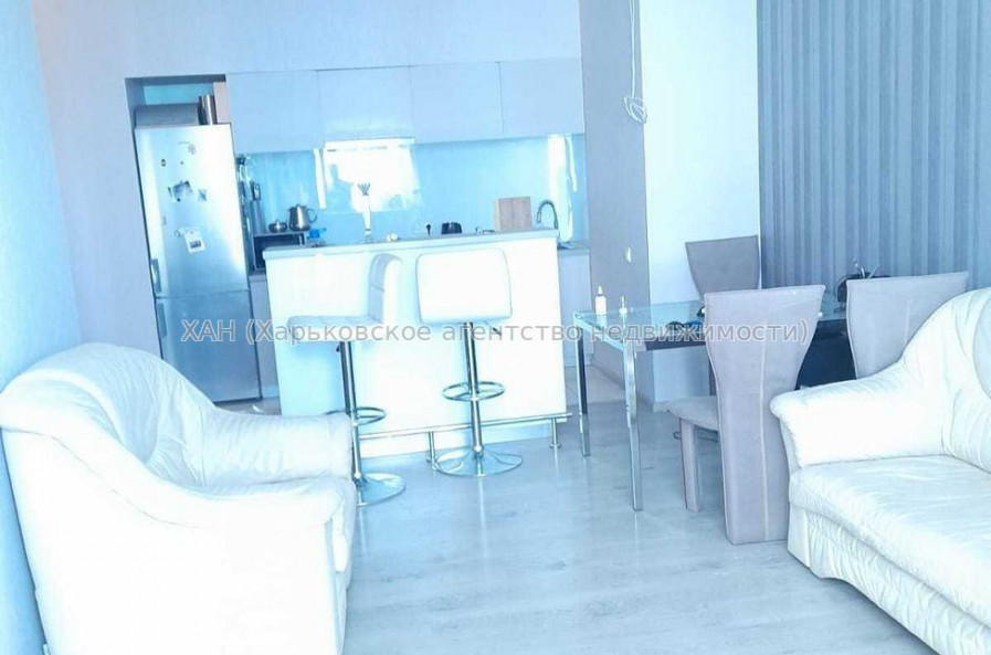 Продам квартиру, Науки просп. , 2  ком., 71 м², евроремонт 