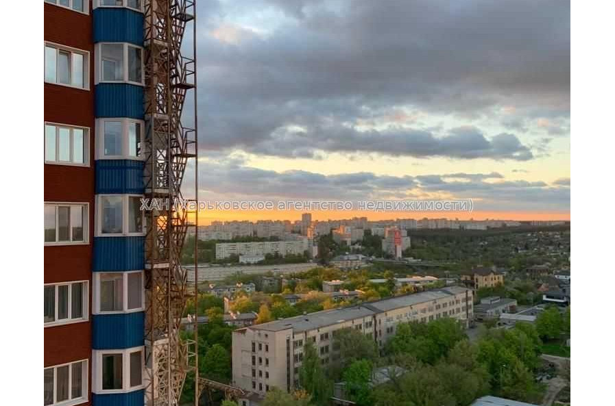 Продам квартиру, Науки просп. , 2  ком., 71 м², евроремонт 