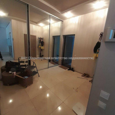 Продам квартиру, Науки просп. , 2  ком., 71 м², евроремонт 