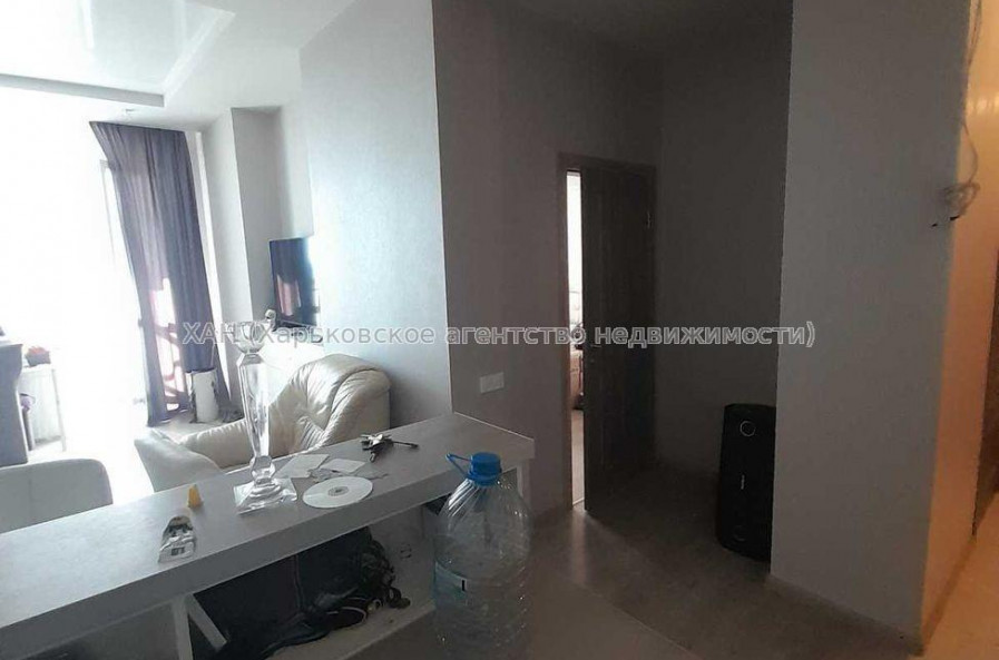 Продам квартиру, Науки просп. , 2  ком., 71 м², евроремонт 