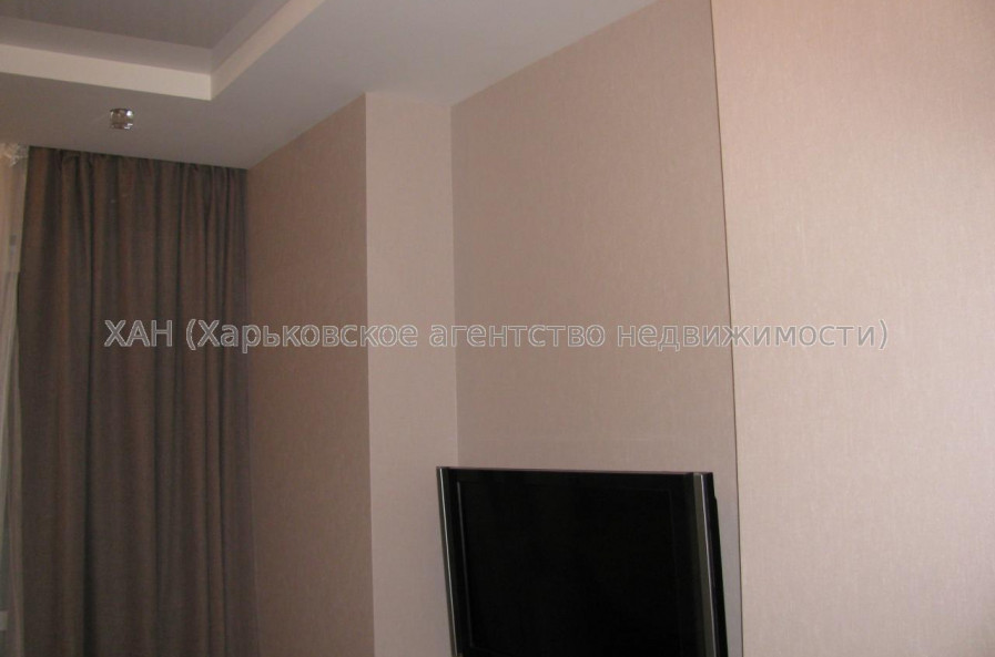 Продам квартиру, Науки просп. , 2  ком., 71 м², евроремонт 