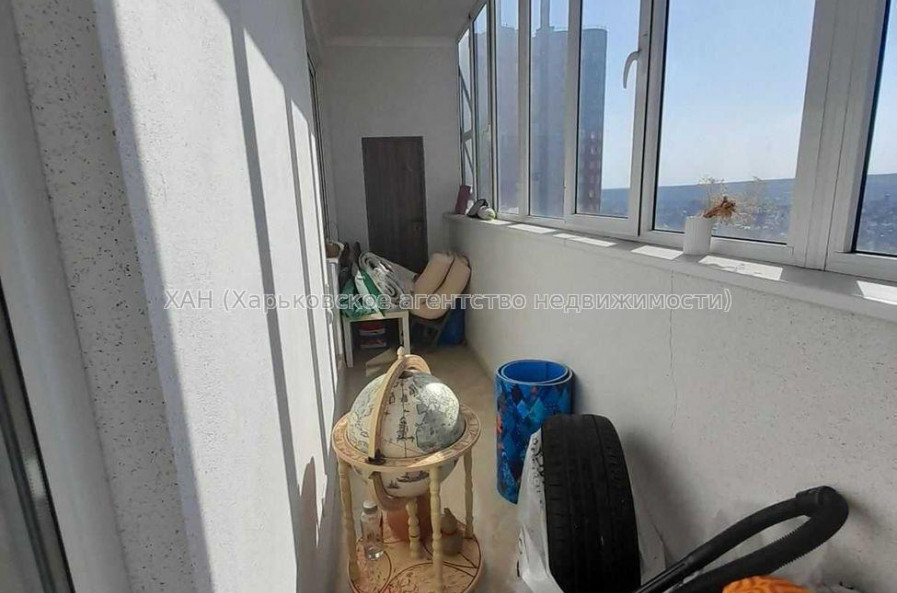 Продам квартиру, Науки просп. , 2  ком., 71 м², евроремонт 