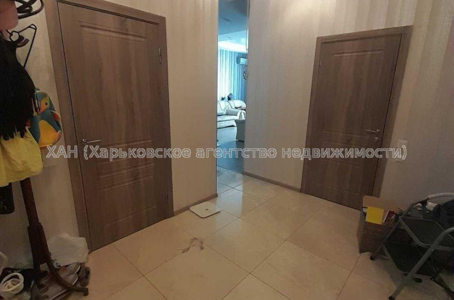 Продам квартиру, Науки просп. , 2 кім., 71 м², евроремонт 